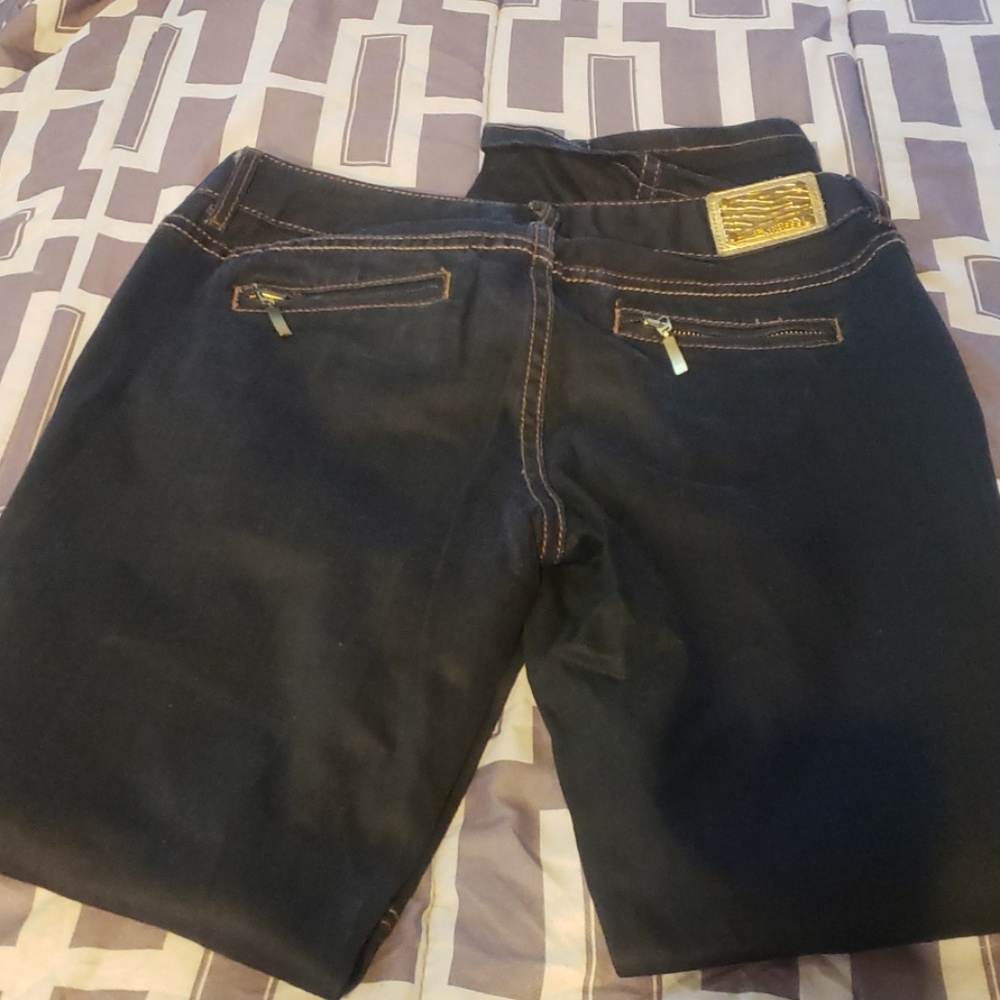 Jeans - Picture 2 of 4